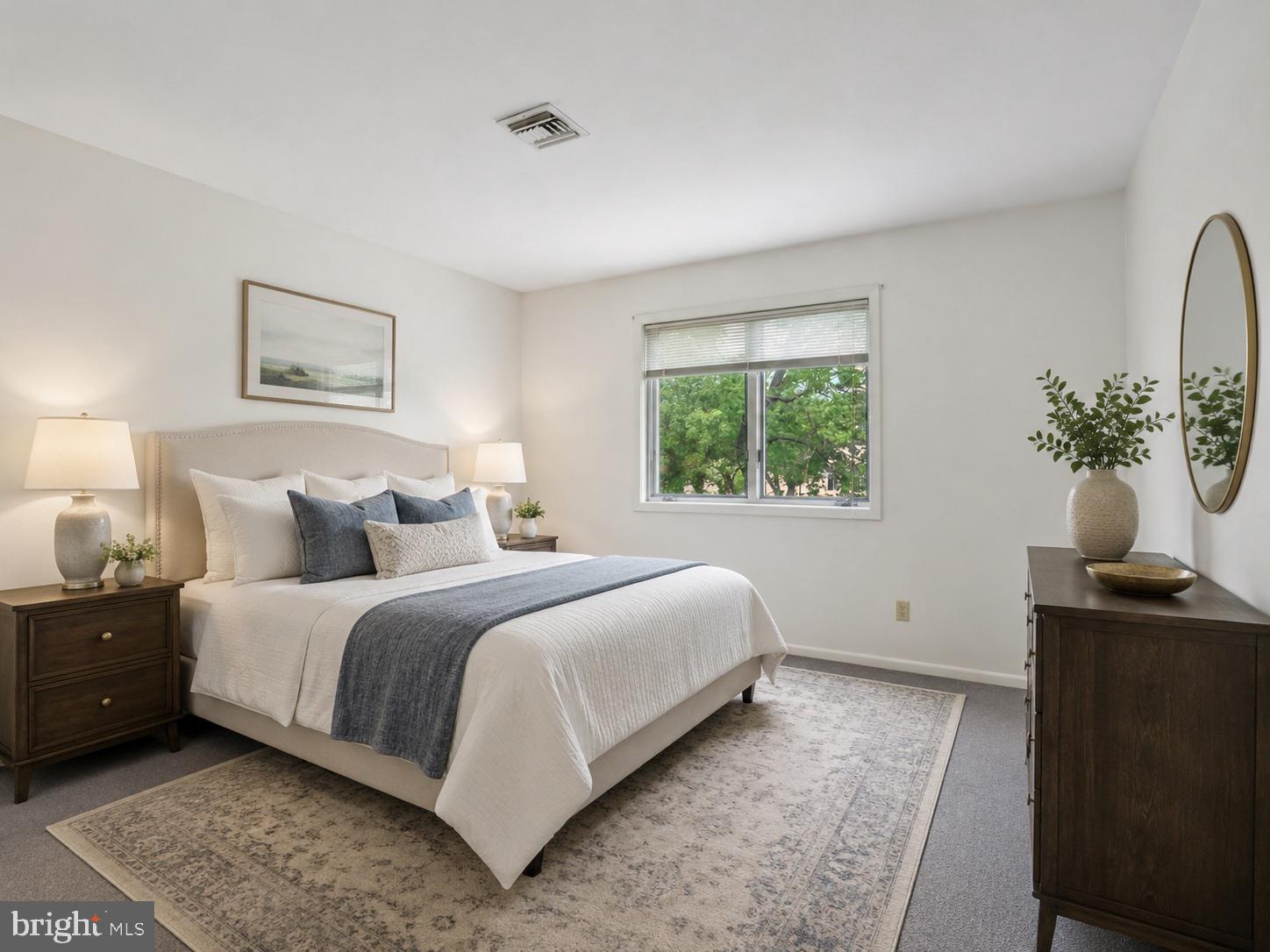 BRENTWOOD MANOR - Residential