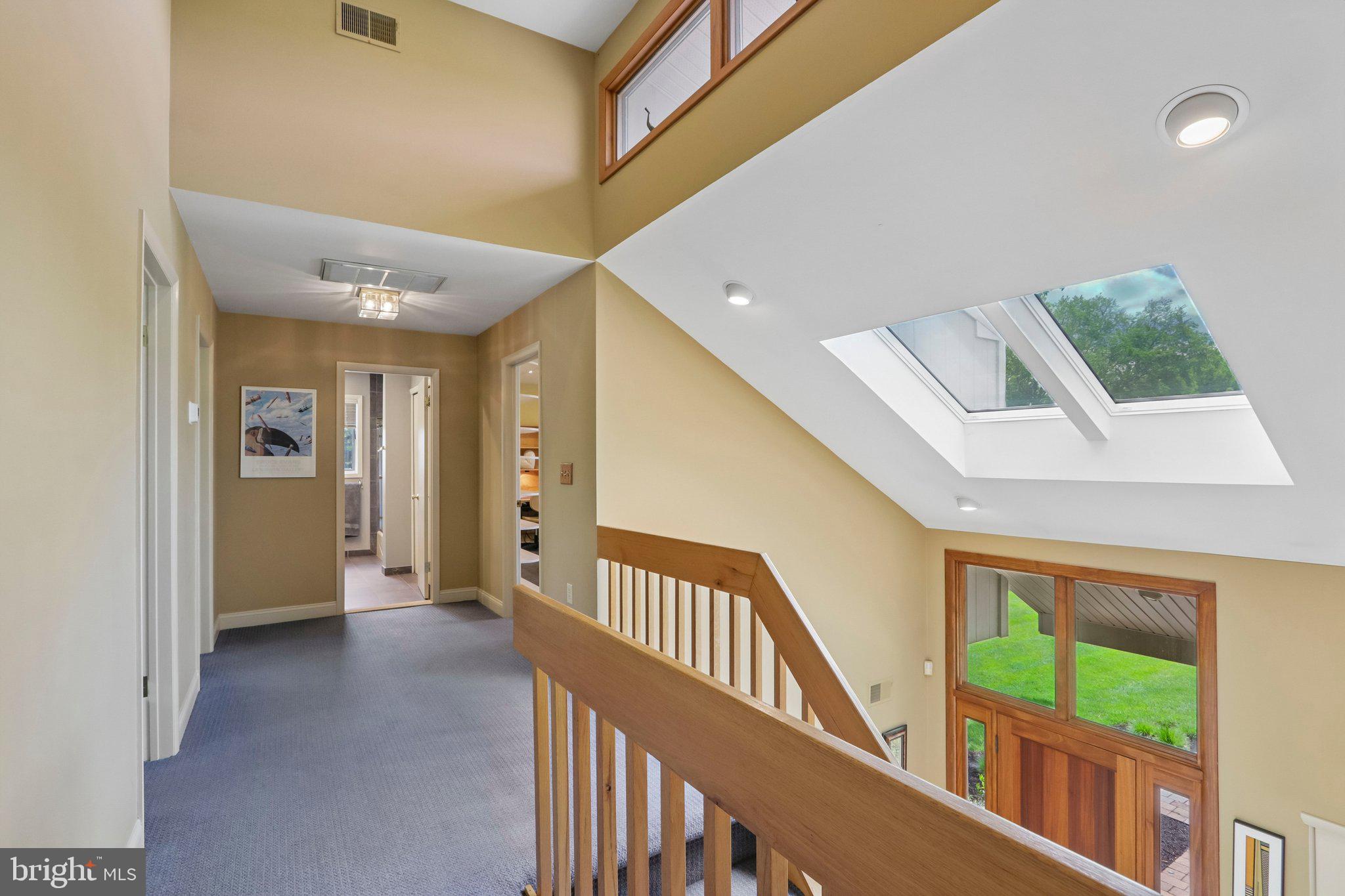 BRENTWOOD MANOR - Residential