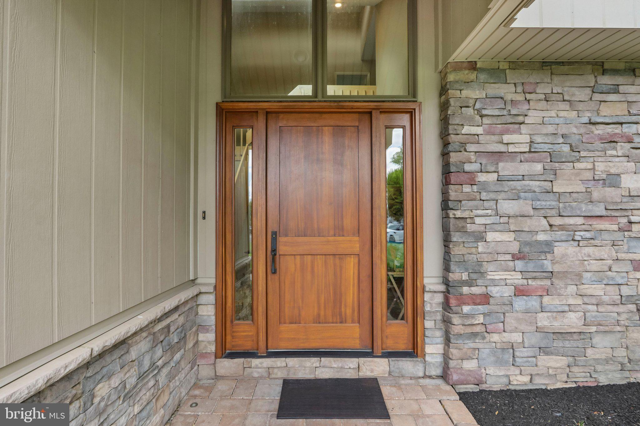 BRENTWOOD MANOR - Residential