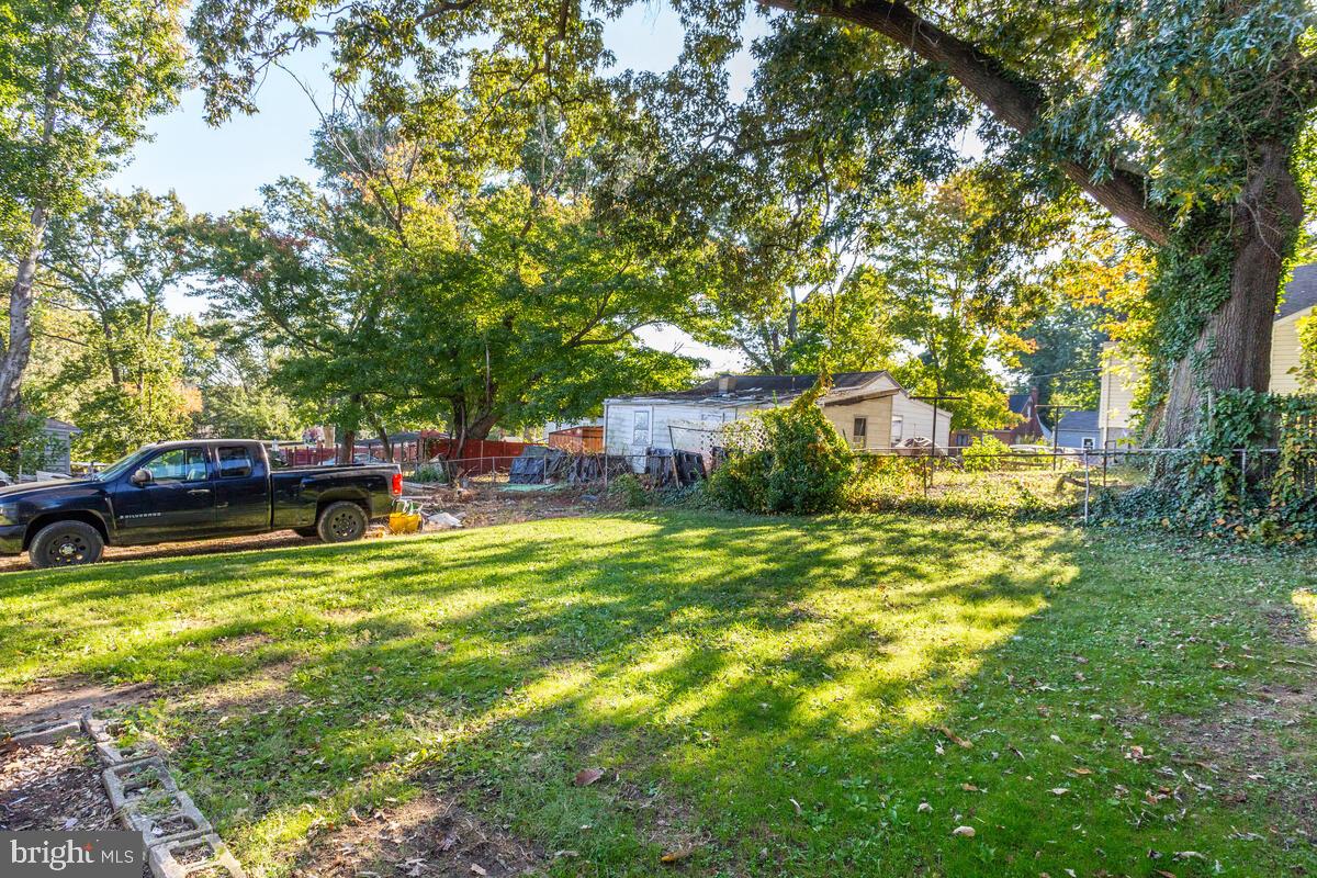 CAPITOL HEIGHTS - Residential