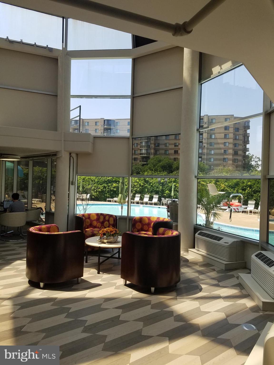 ROTONDA - Residential