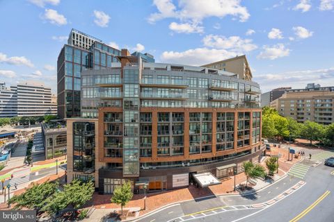 7171 WOODMONT AVENUE 505 BETHESDA MD 20815