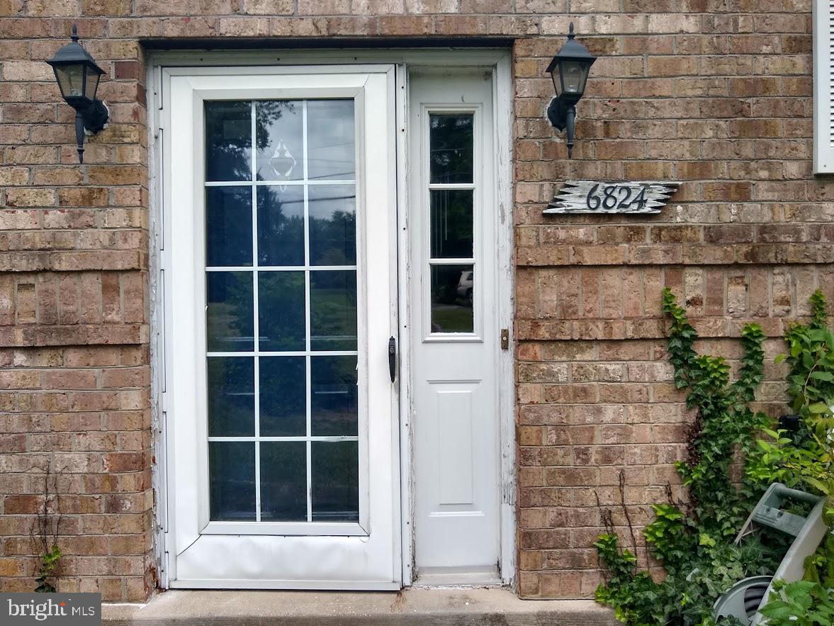 RUSSLERS ROOST - Residential