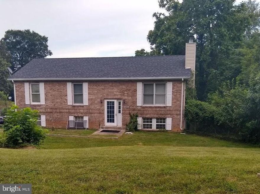 4BR/3FB Split Foyer, brick front, slate foyer, fireplace in LR w/hardwood floors, Huge Rec Room, New roof, New AC, New Washer & Dryer, New Refrigerator. Call me NOW to See it!