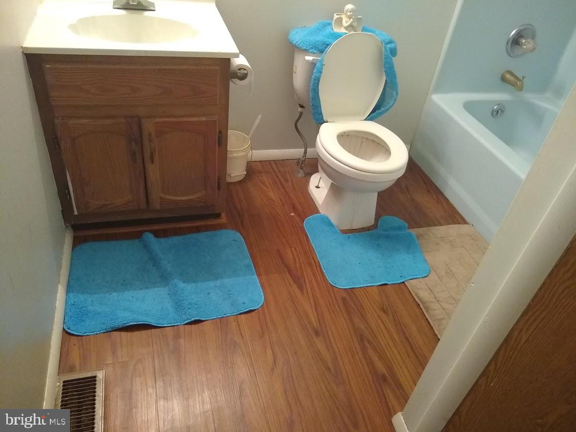 RUSSLERS ROOST - Residential