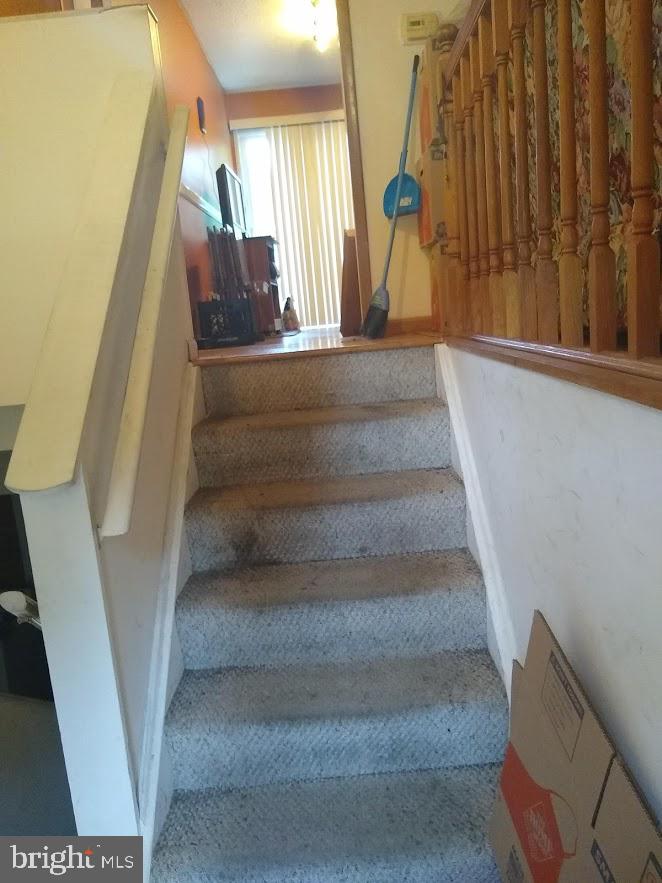 RUSSLERS ROOST - Residential