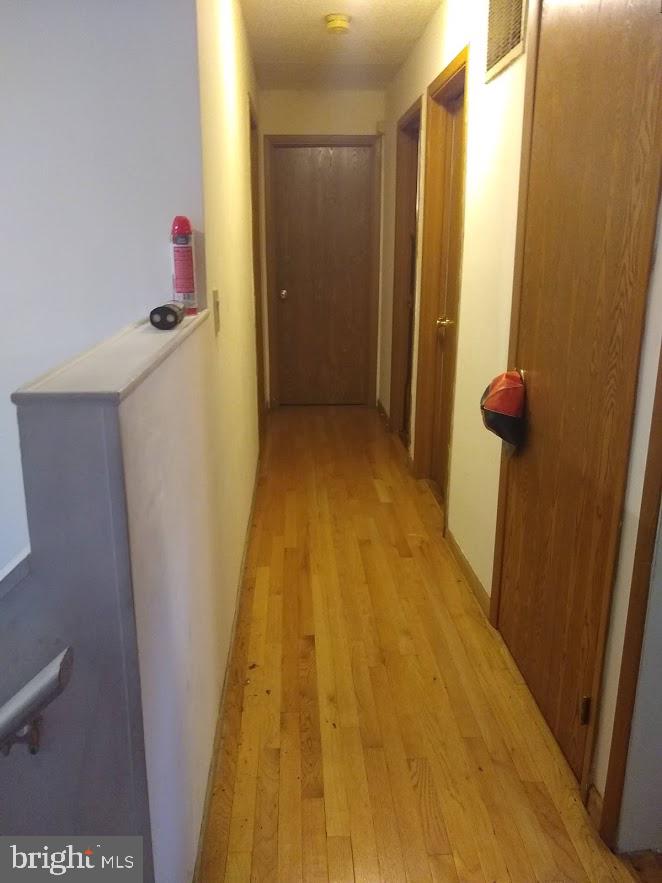 RUSSLERS ROOST - Residential