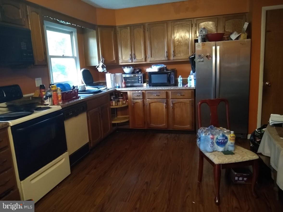 RUSSLERS ROOST - Residential