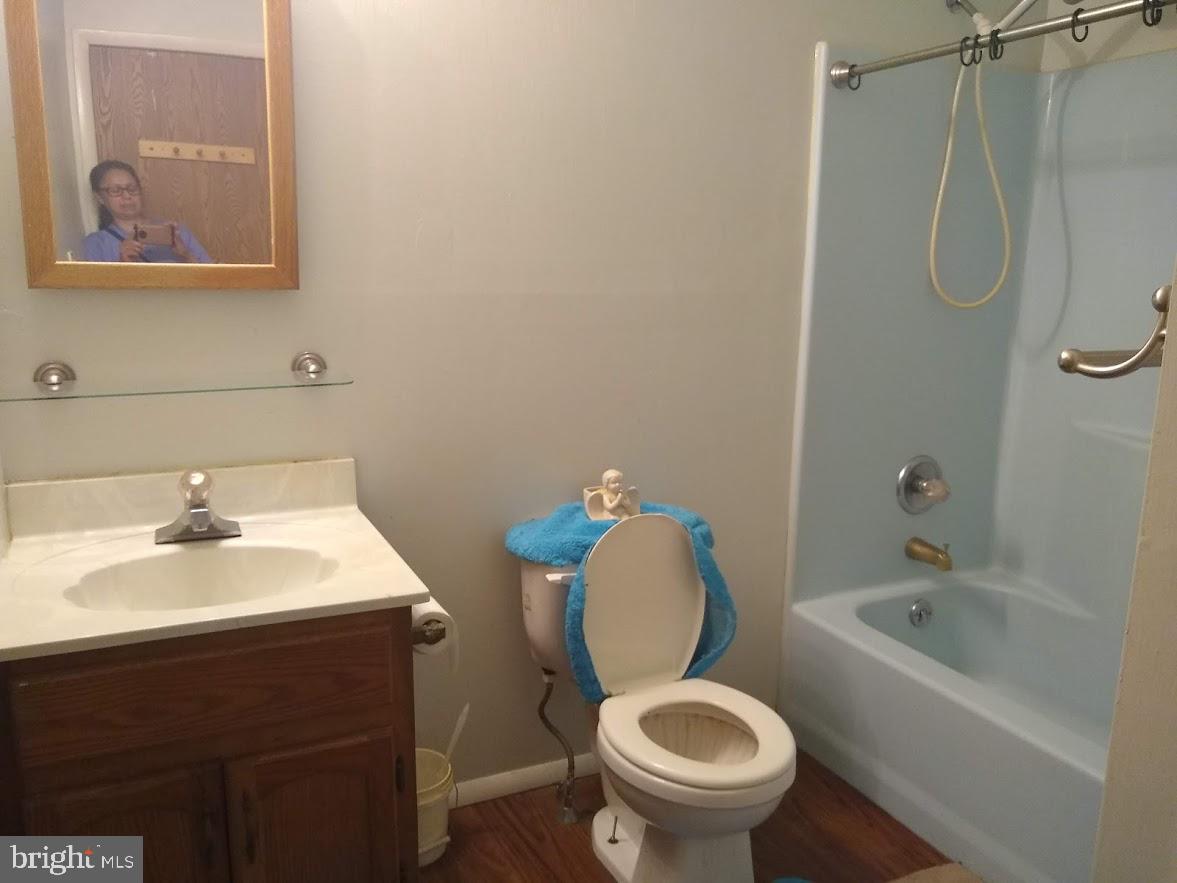 RUSSLERS ROOST - Residential