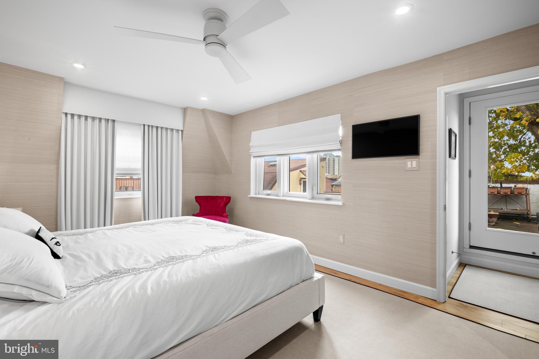 PHILADELPHIA - Residential Lease