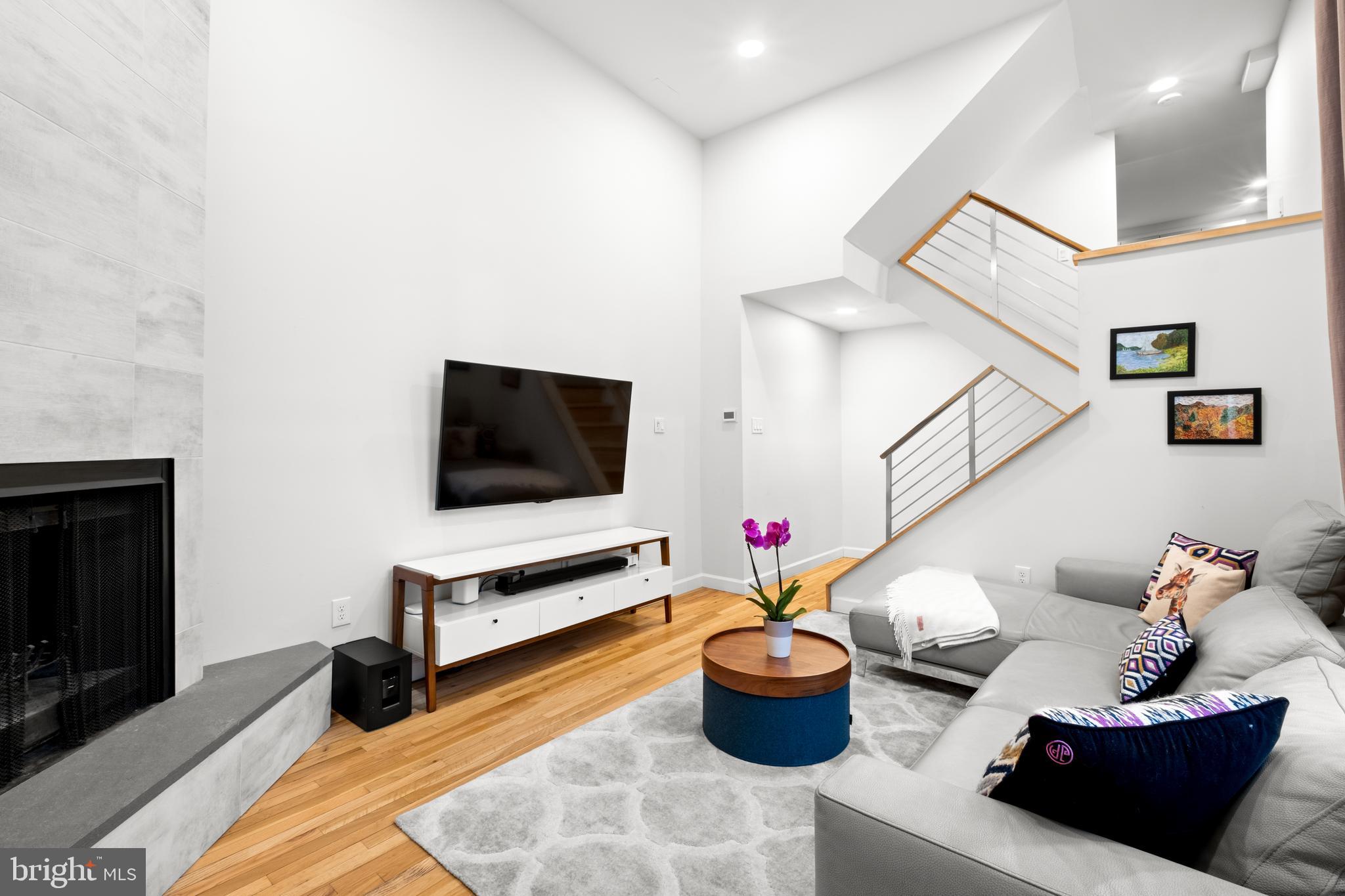 PHILADELPHIA - Residential Lease