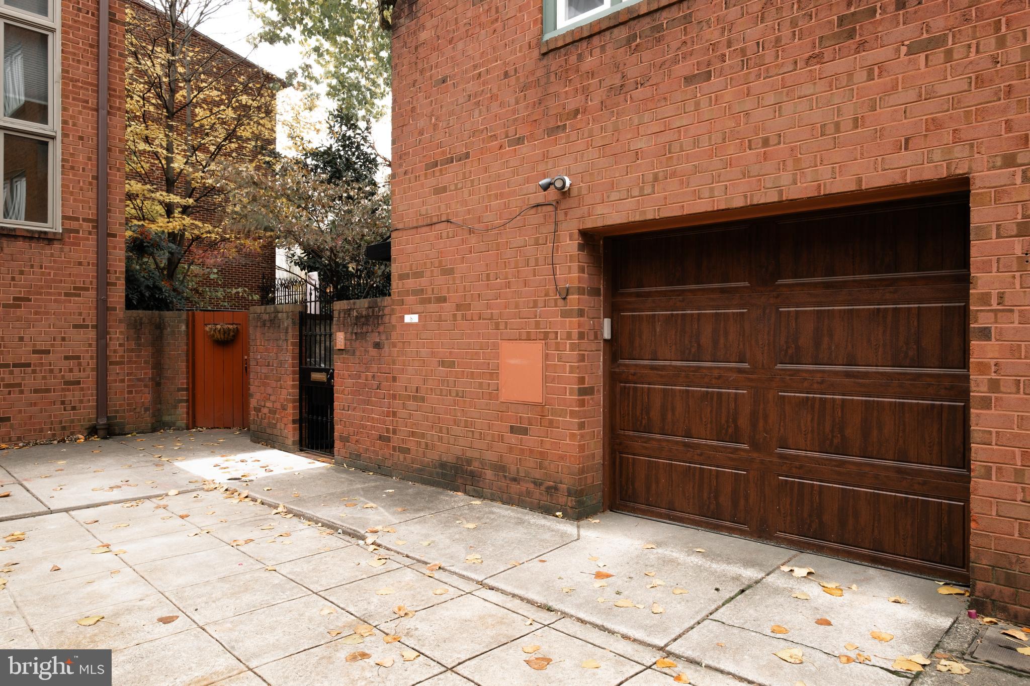 PHILADELPHIA - Residential Lease