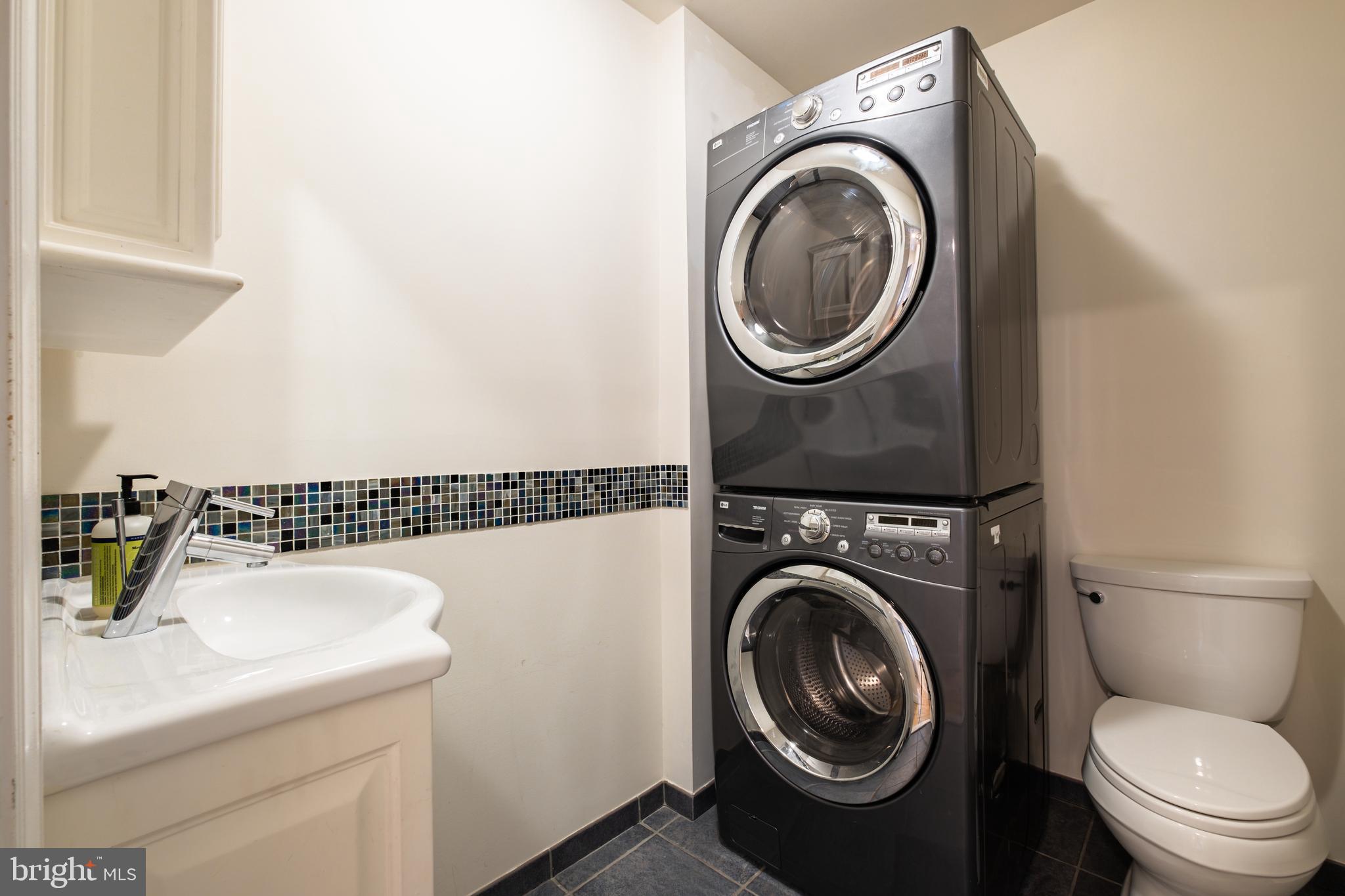 PHILADELPHIA - Residential Lease