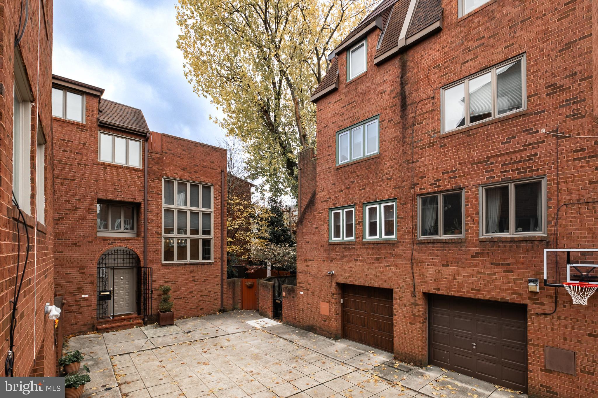 PHILADELPHIA - Residential Lease