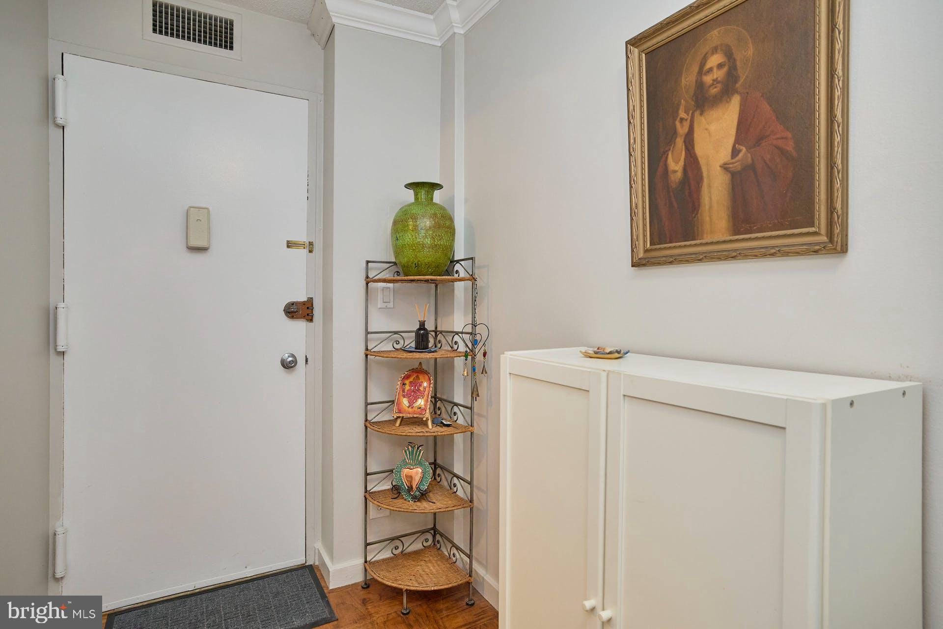 LAKE ANNE OF RESTON - Residential