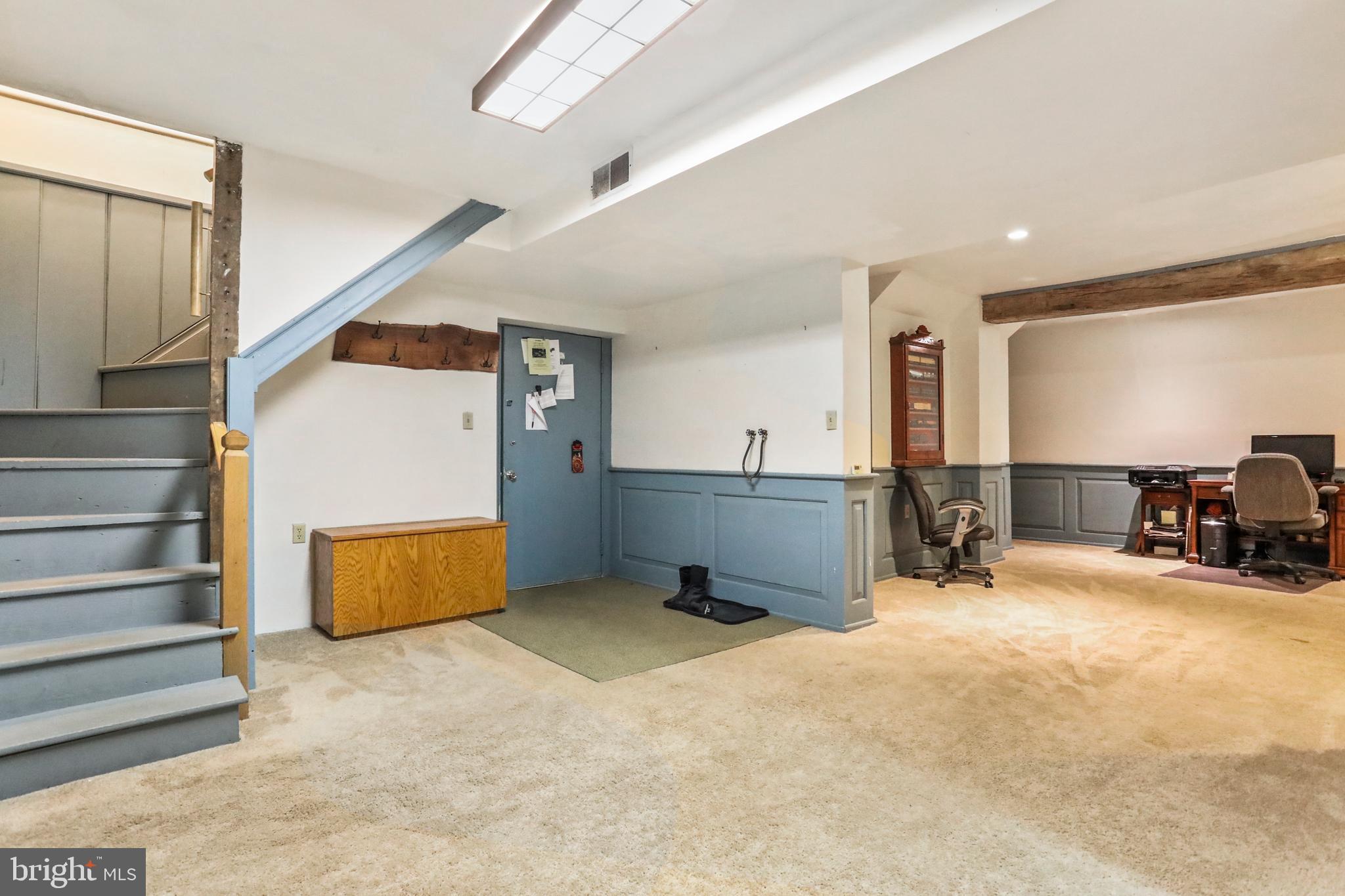 HEDGESVILLE - Residential