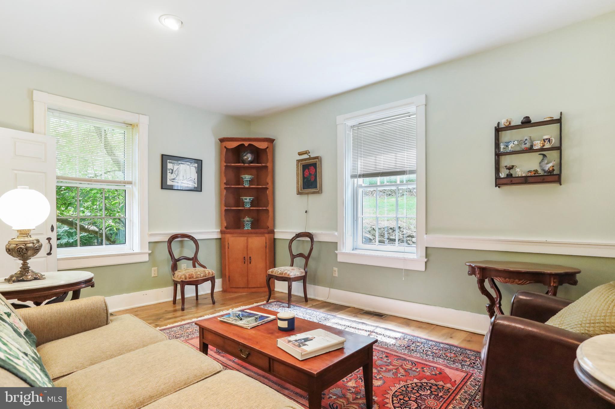 HEDGESVILLE - Residential