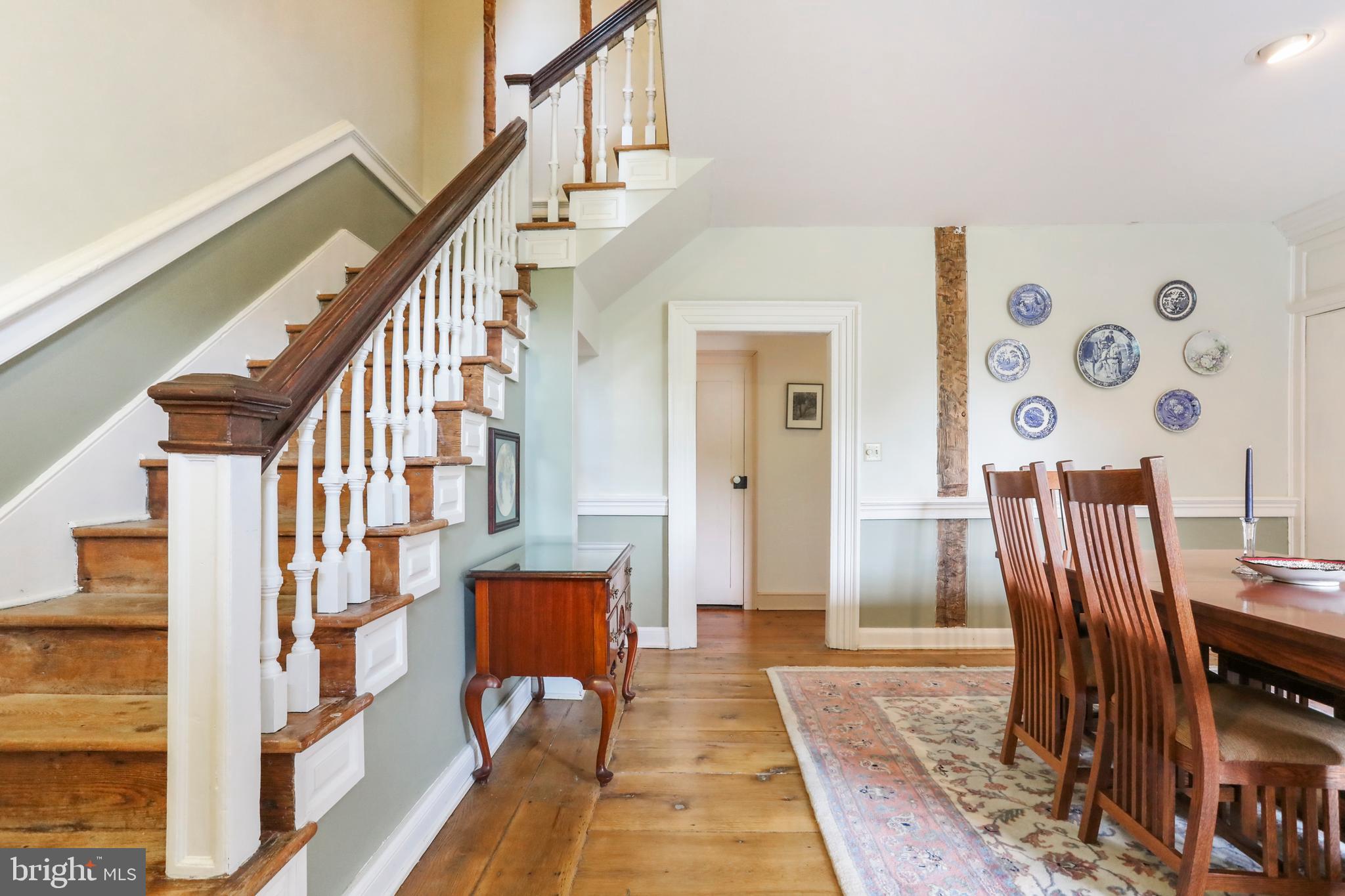 HEDGESVILLE - Residential