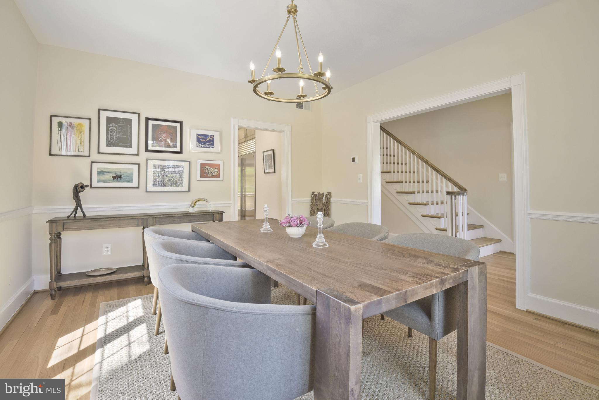 CHEVY CHASE VILLAGE - Residential