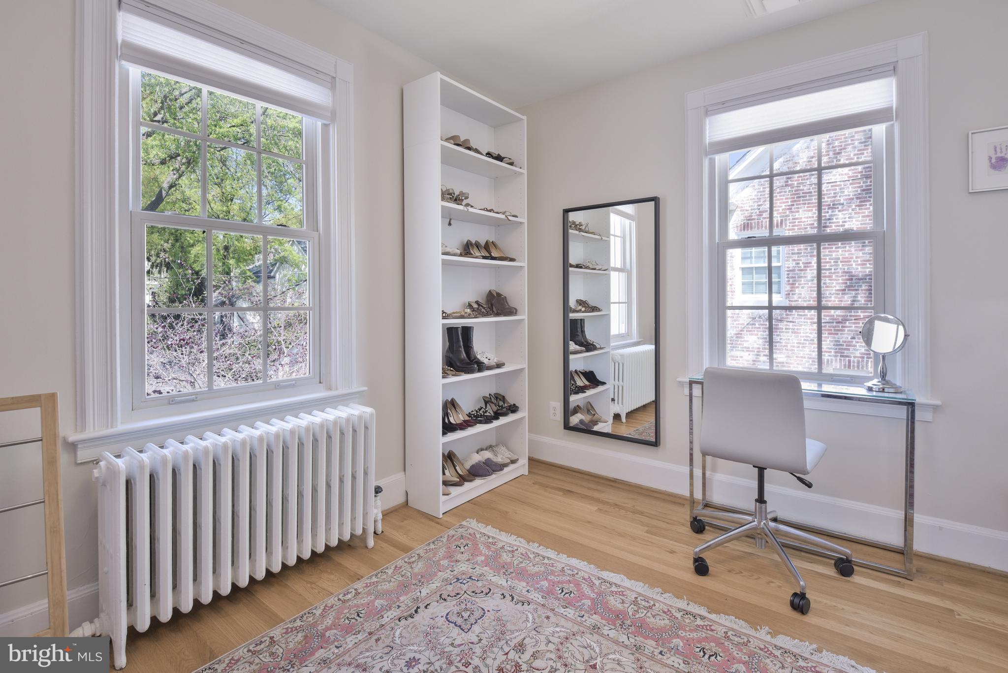 CHEVY CHASE VILLAGE - Residential