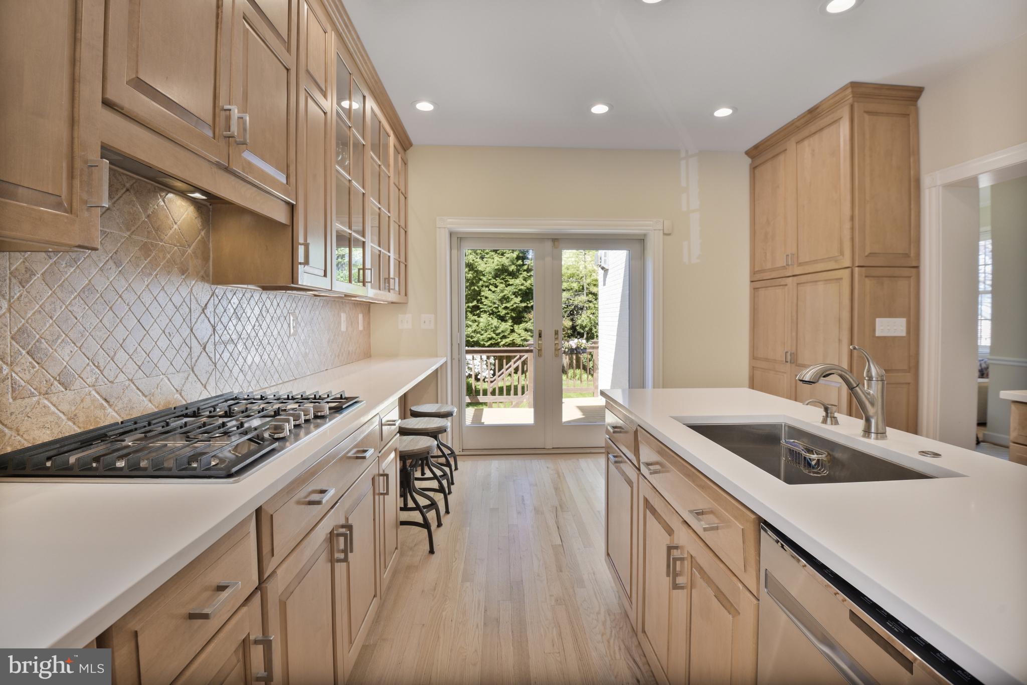 CHEVY CHASE VILLAGE - Residential