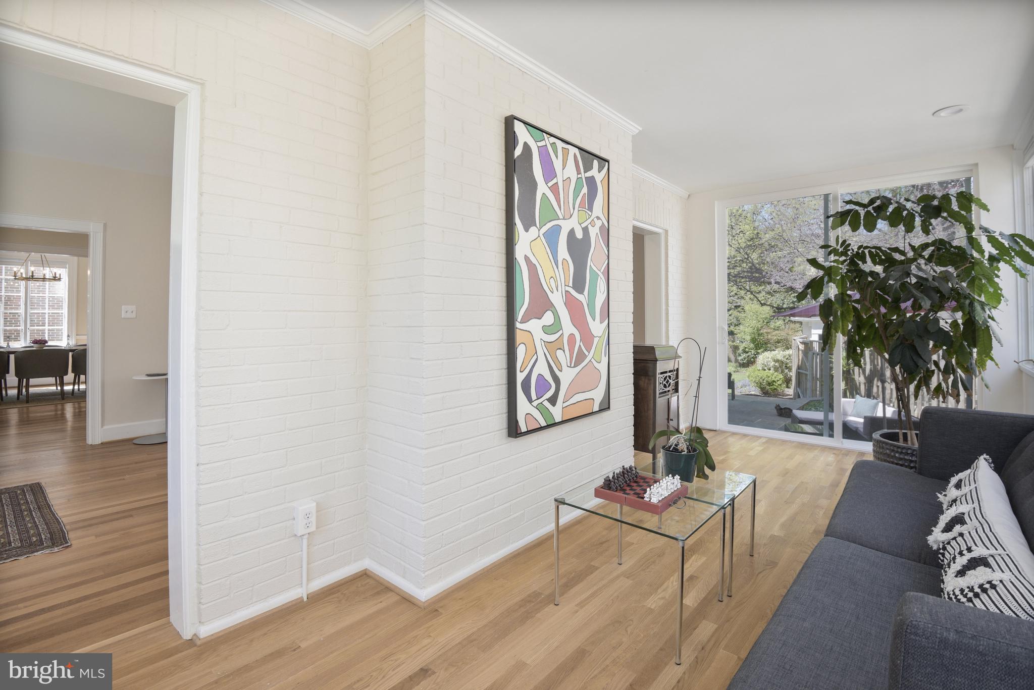 CHEVY CHASE VILLAGE - Residential