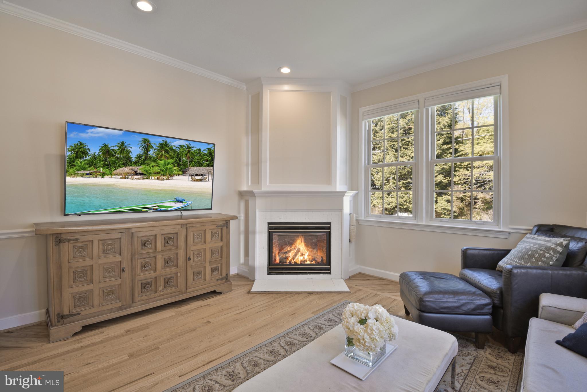 CHEVY CHASE VILLAGE - Residential