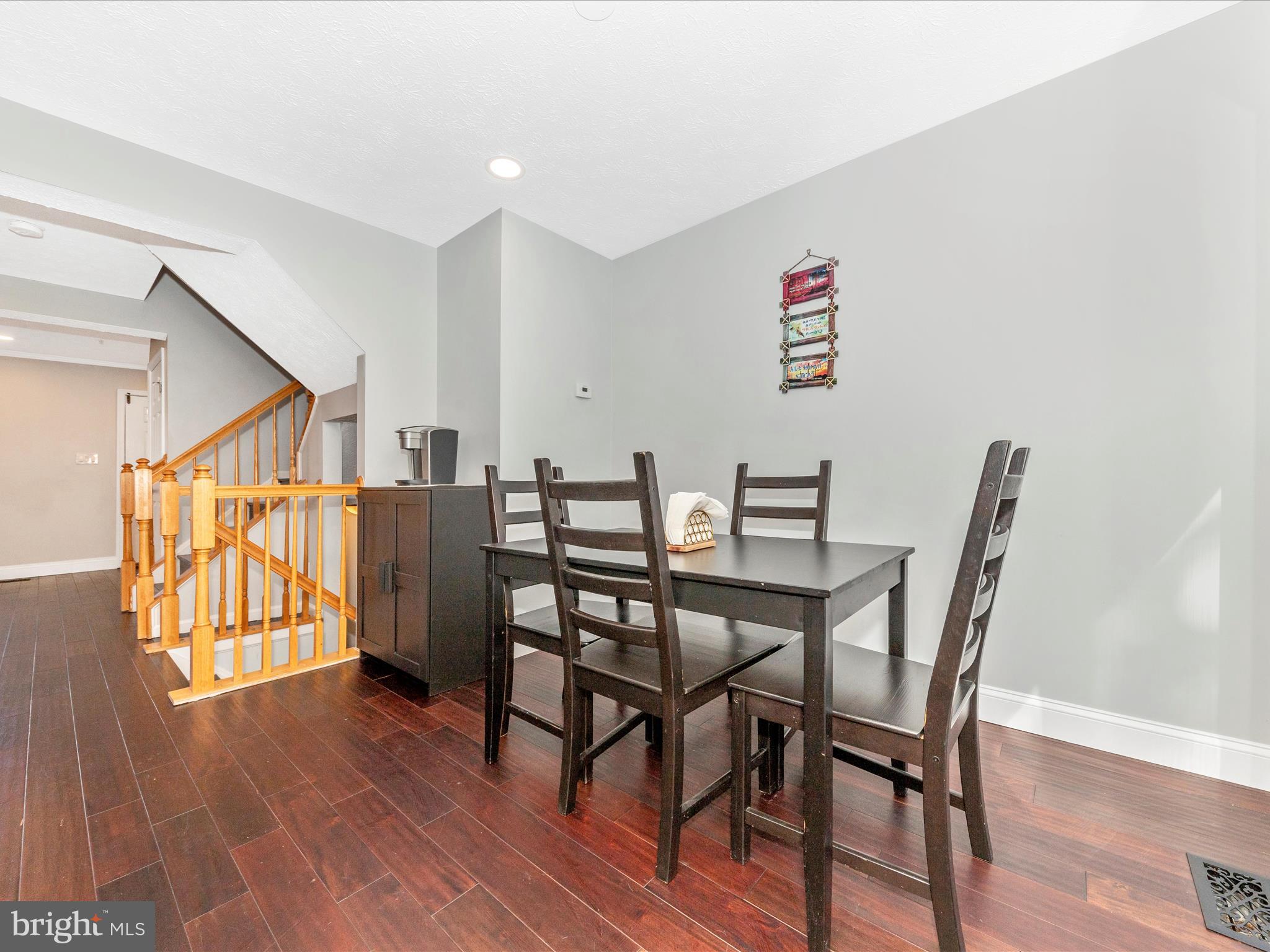 MAGRUDER VALLEY VILLAGE - Residential