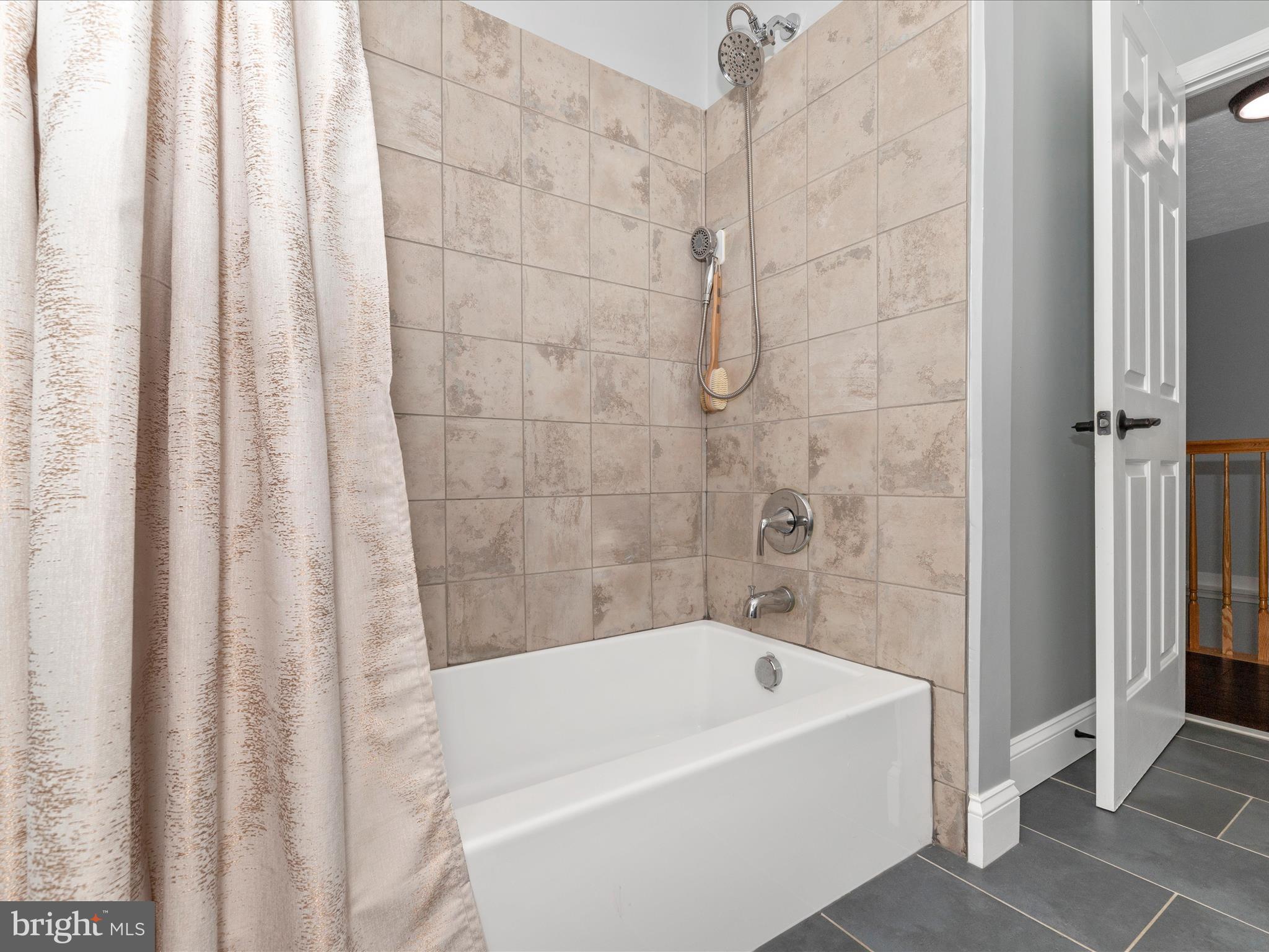 MAGRUDER VALLEY VILLAGE - Residential