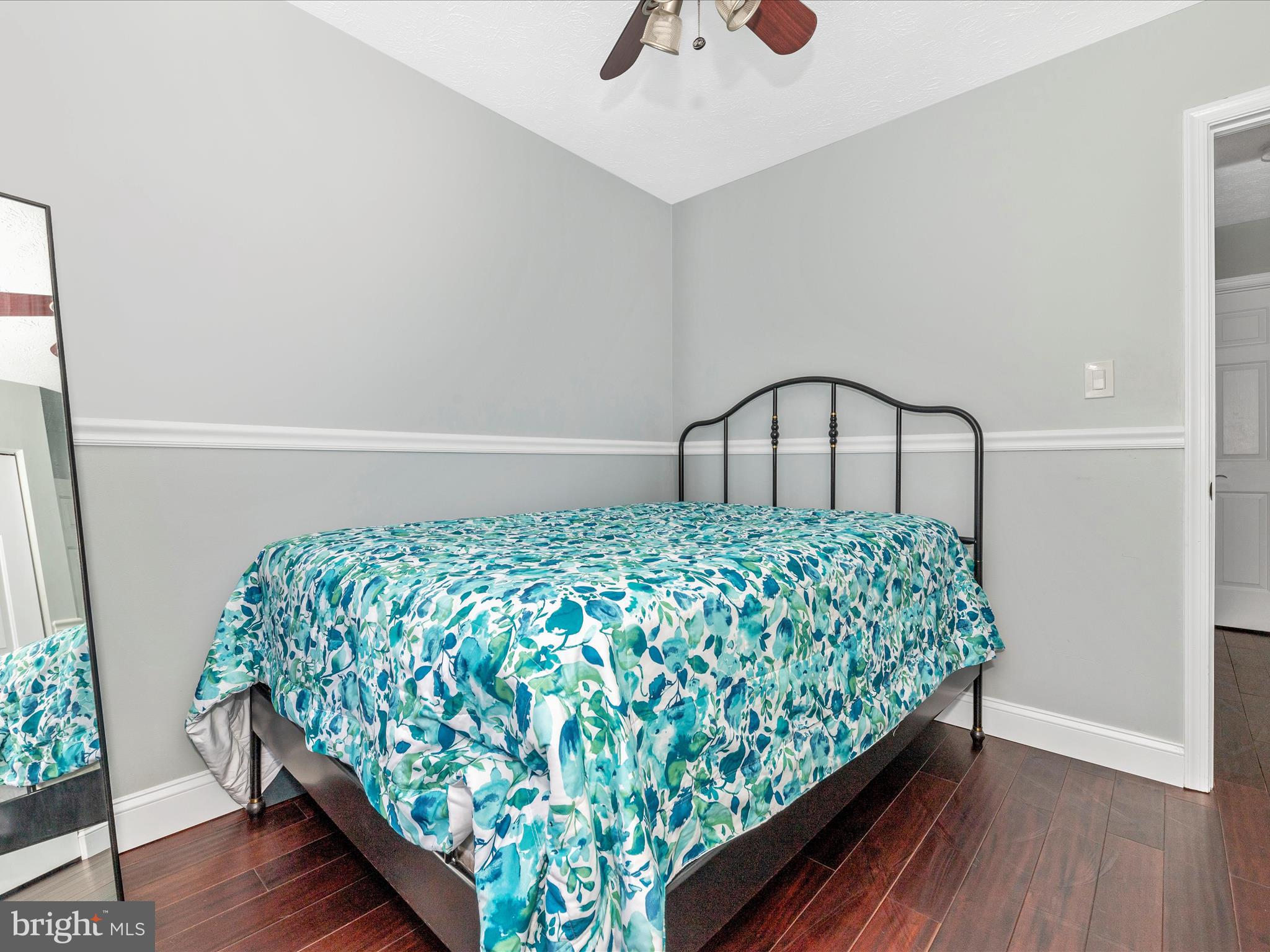 MAGRUDER VALLEY VILLAGE - Residential