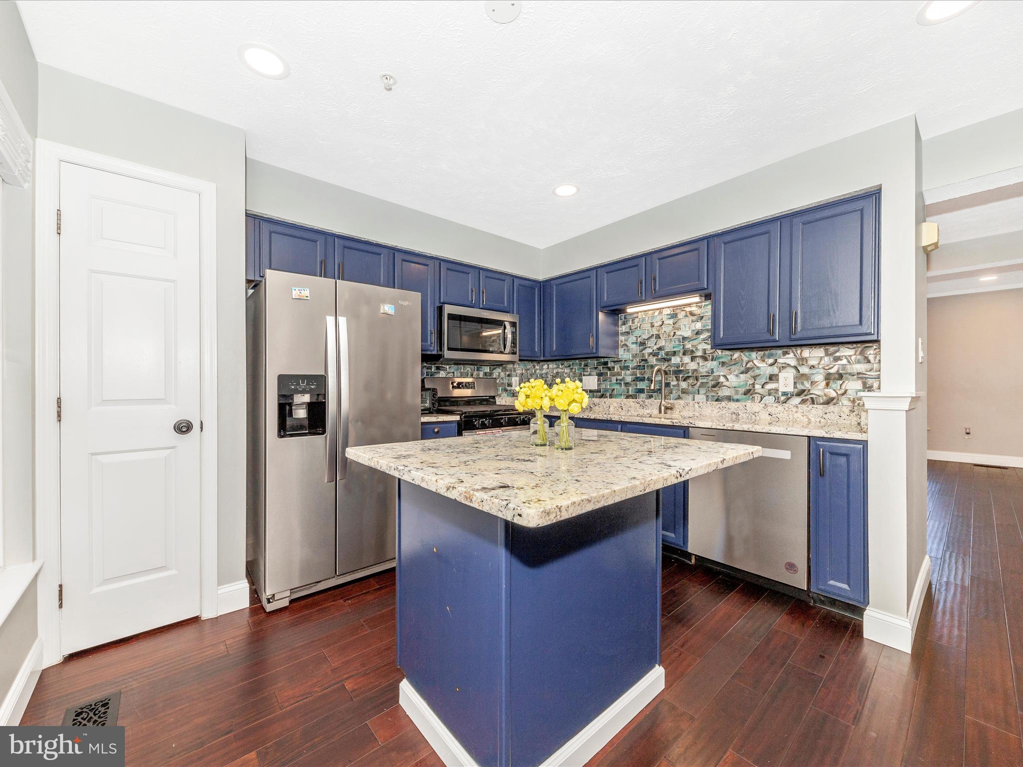 MAGRUDER VALLEY VILLAGE - Residential