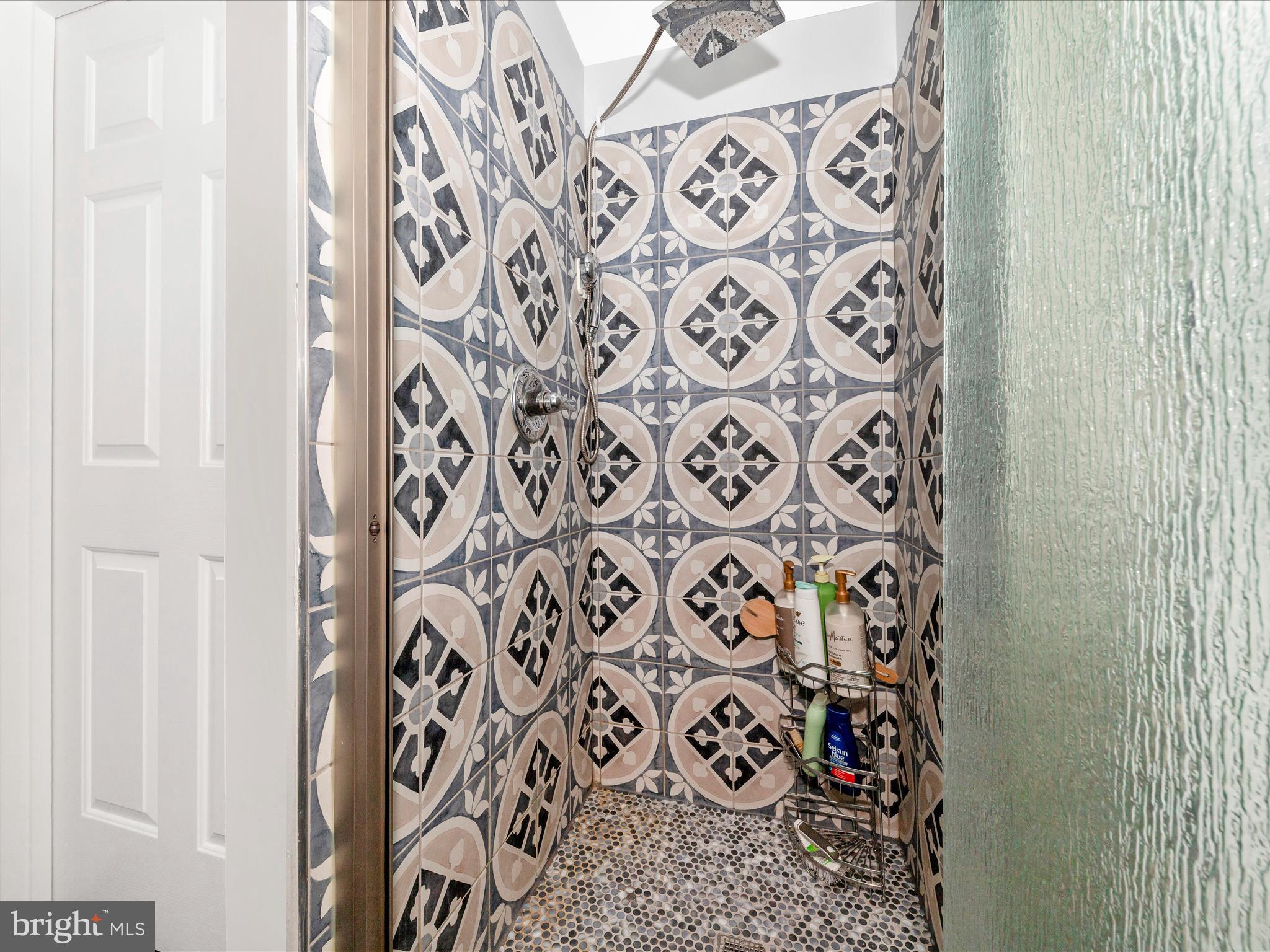 MAGRUDER VALLEY VILLAGE - Residential