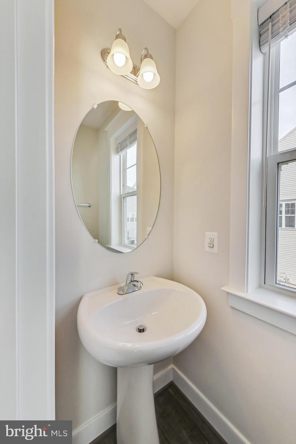 BRADFORD'S LANDING - Residential Lease