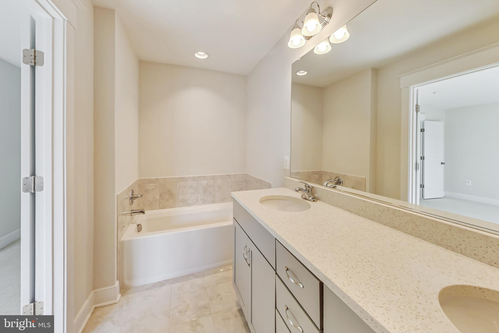 BRADFORD'S LANDING - Residential Lease