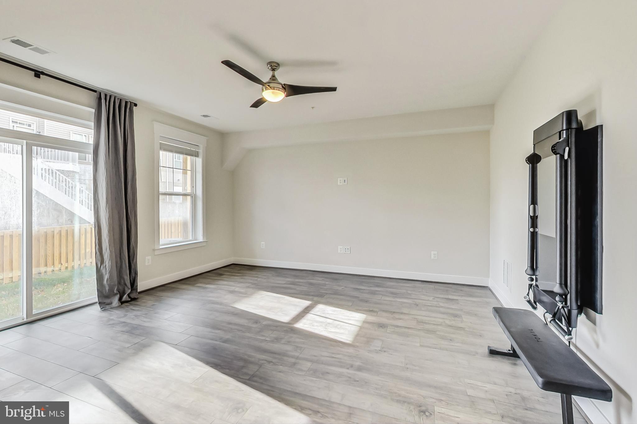 BRADFORD'S LANDING - Residential Lease