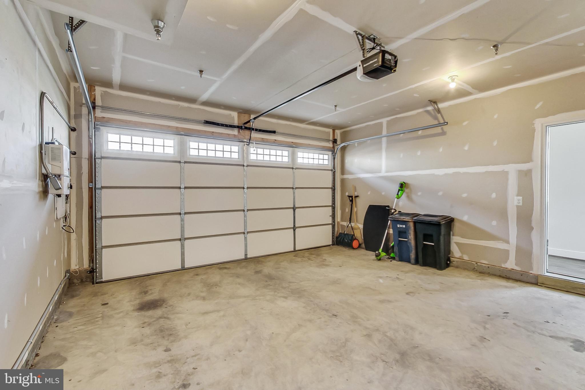 BRADFORD'S LANDING - Residential Lease