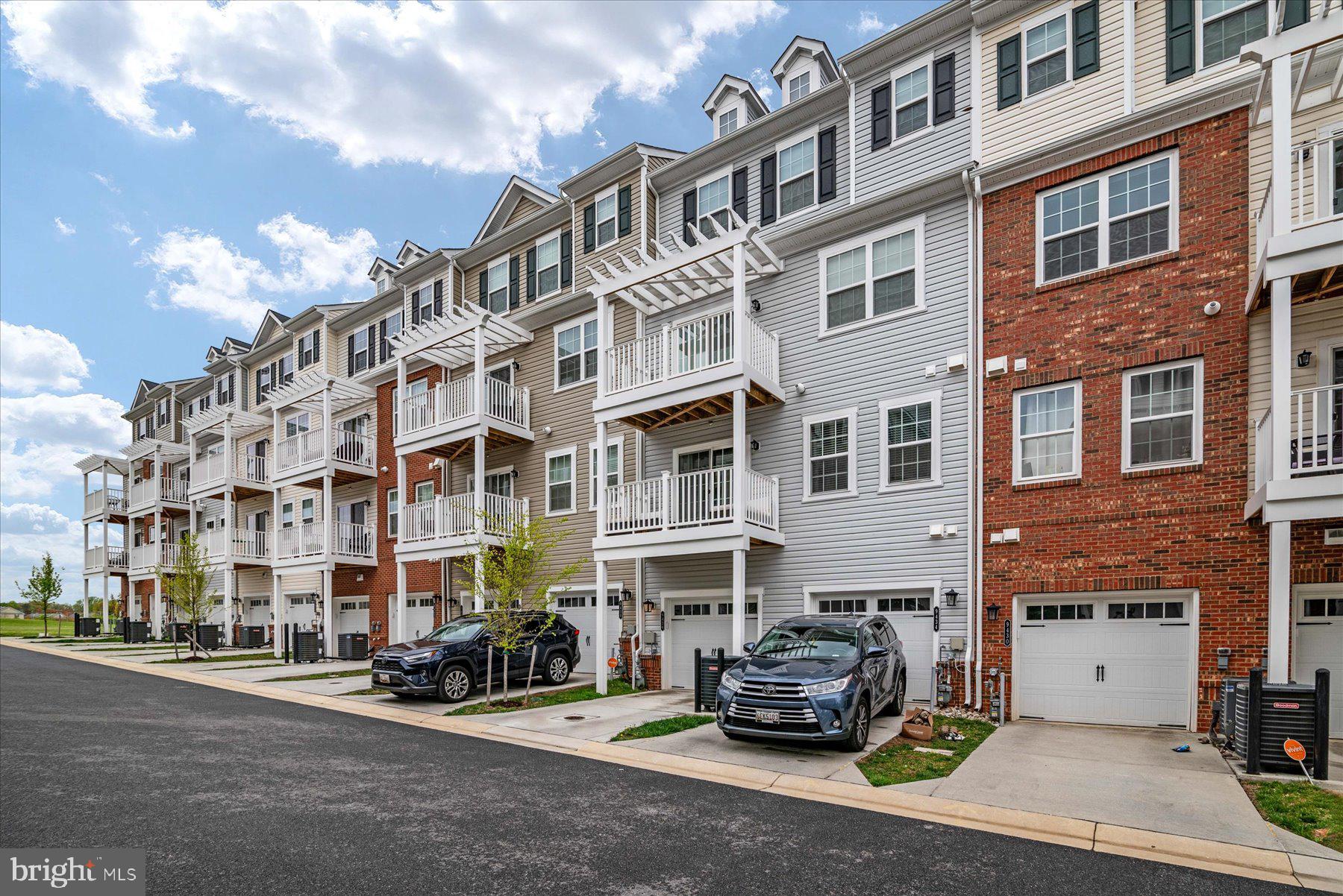 BALLARD GREEN - Residential