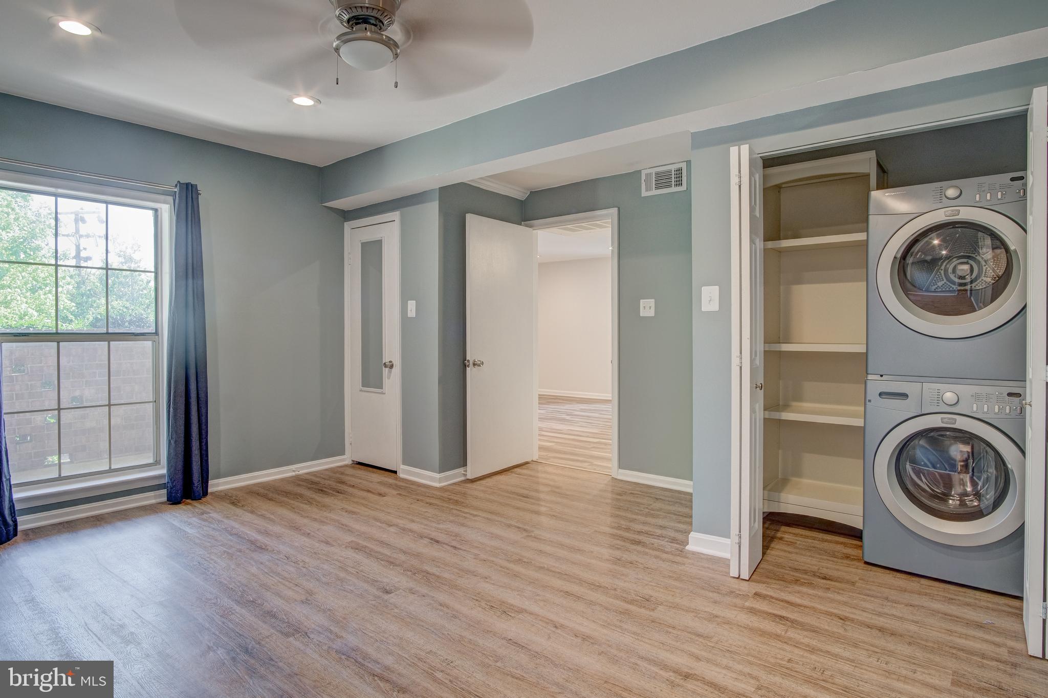 CHATEAUX CONDO - Residential Lease