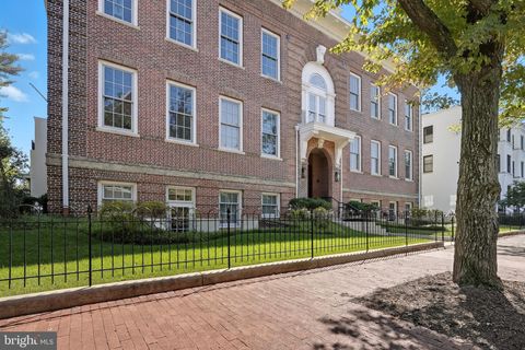 901 D STREET NE 207 WASHINGTON DC 20002