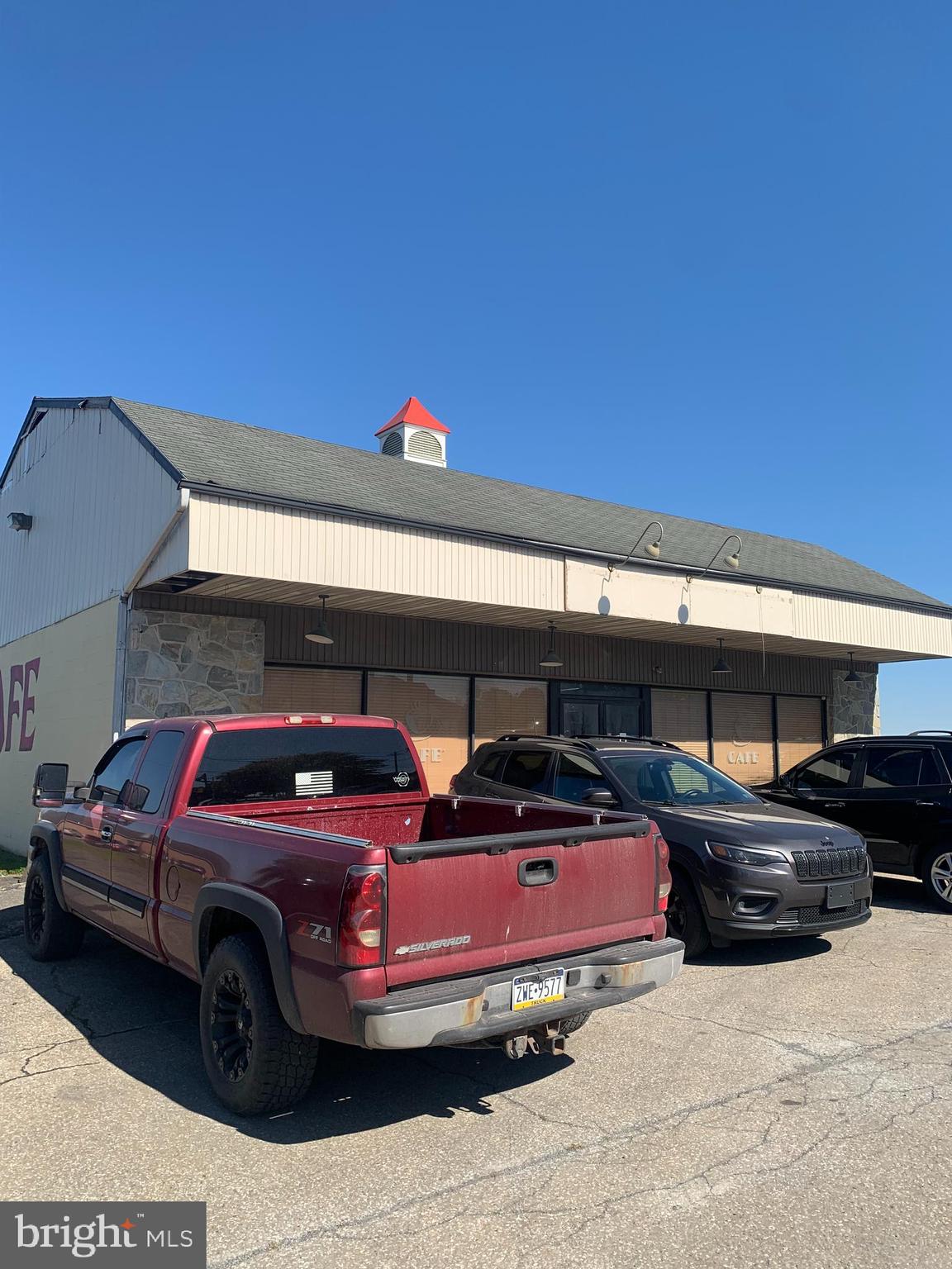 2801 E LINCOLN HIGHWAY E