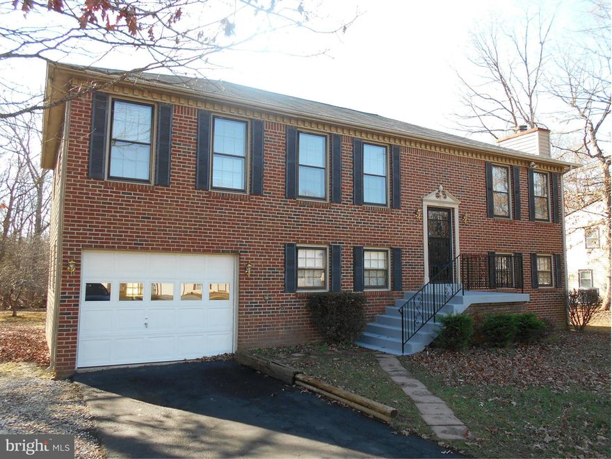 Ready to move in this great single family in the Laurel Branch neighborhood.  Freshly painted with 4 bedrooms, 3 full baths, eat in kitchen, formal dining room, and living room. New bathroom vanities and mirrors, new kitchen counter tops, and brand new carpet & vinyl flooring.  Lower level with family room and wood burning fireplace.  One car garage.  Owner will consider a small dog.