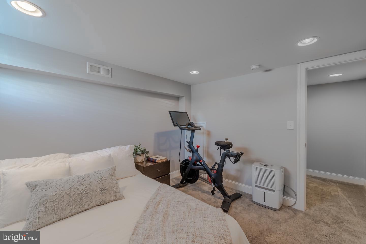 CANTON - Residential Lease