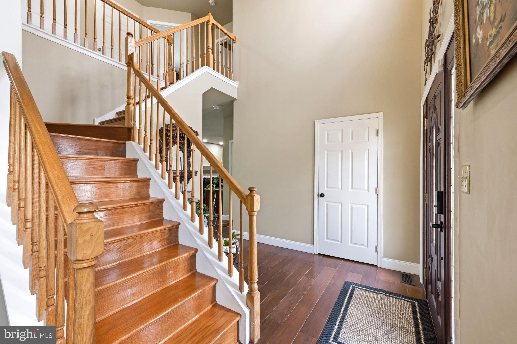 17 PADDOCK ROAD