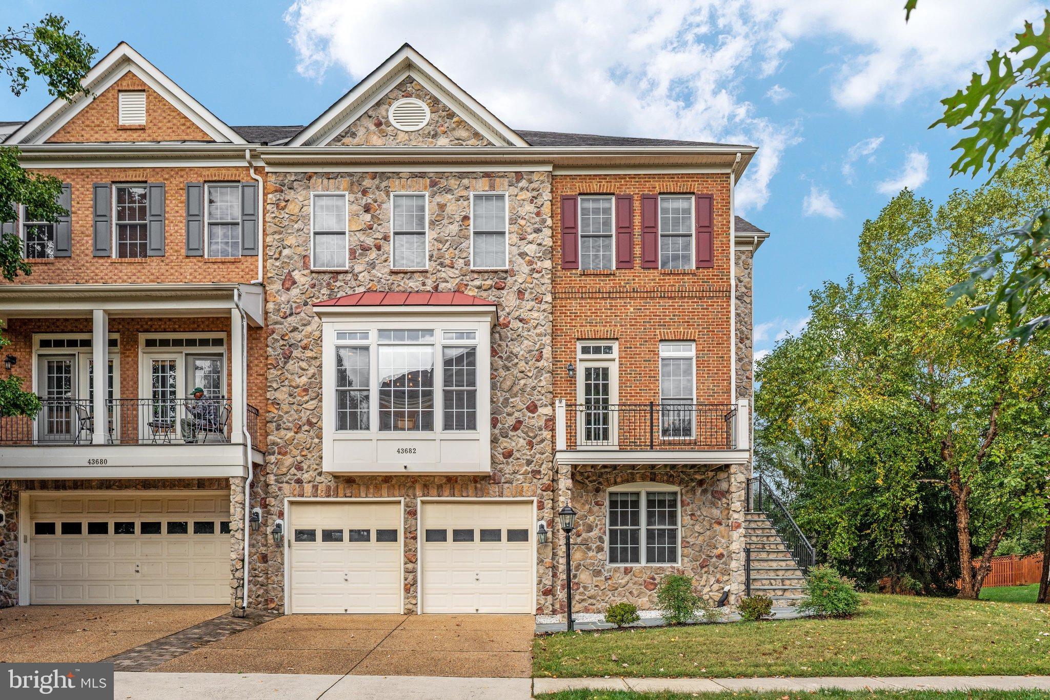 43682 LEES MILL SQUARE