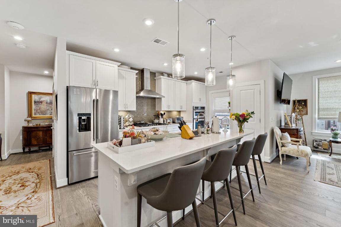 TOWER OAKS - Residential