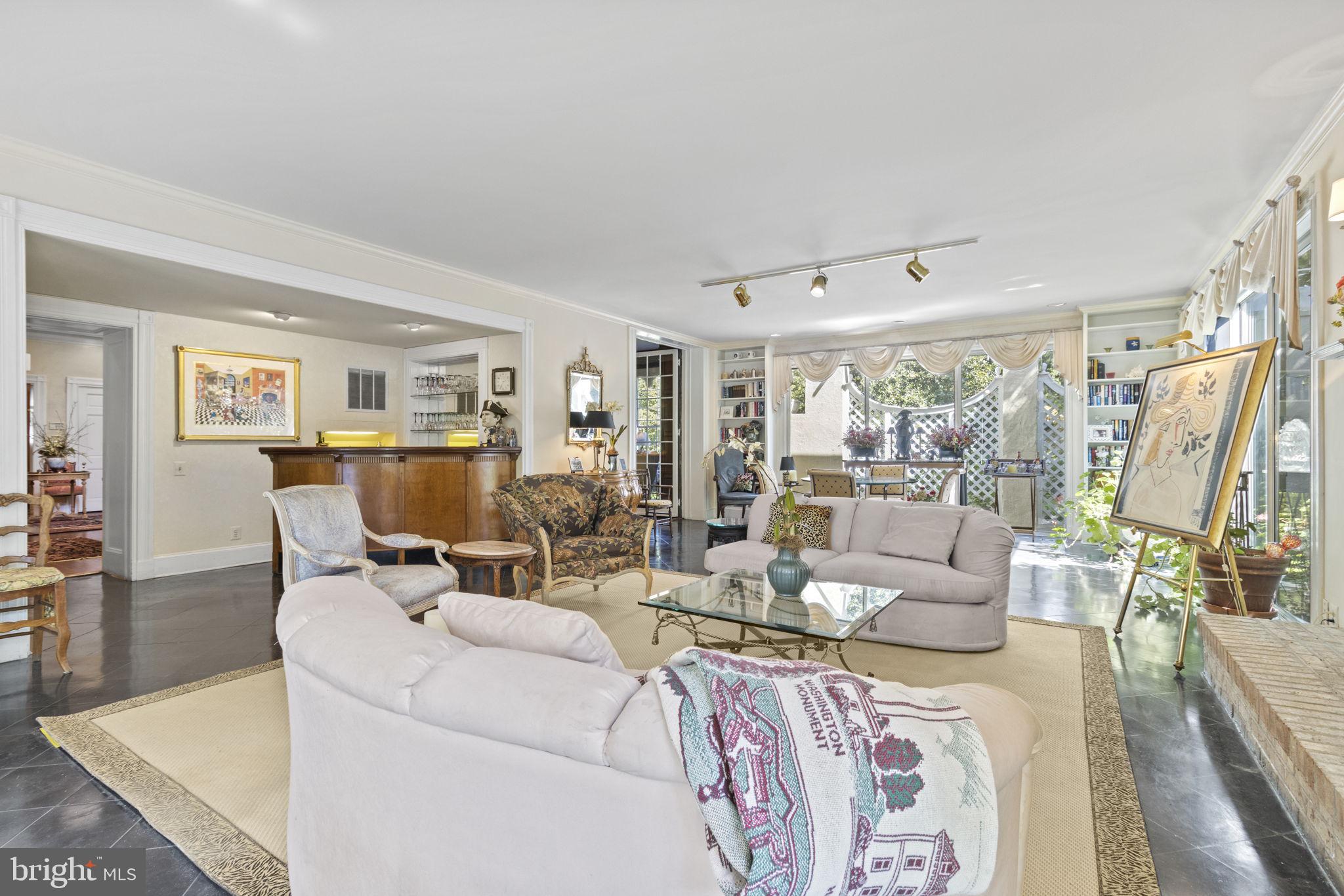 GUILFORD - Residential