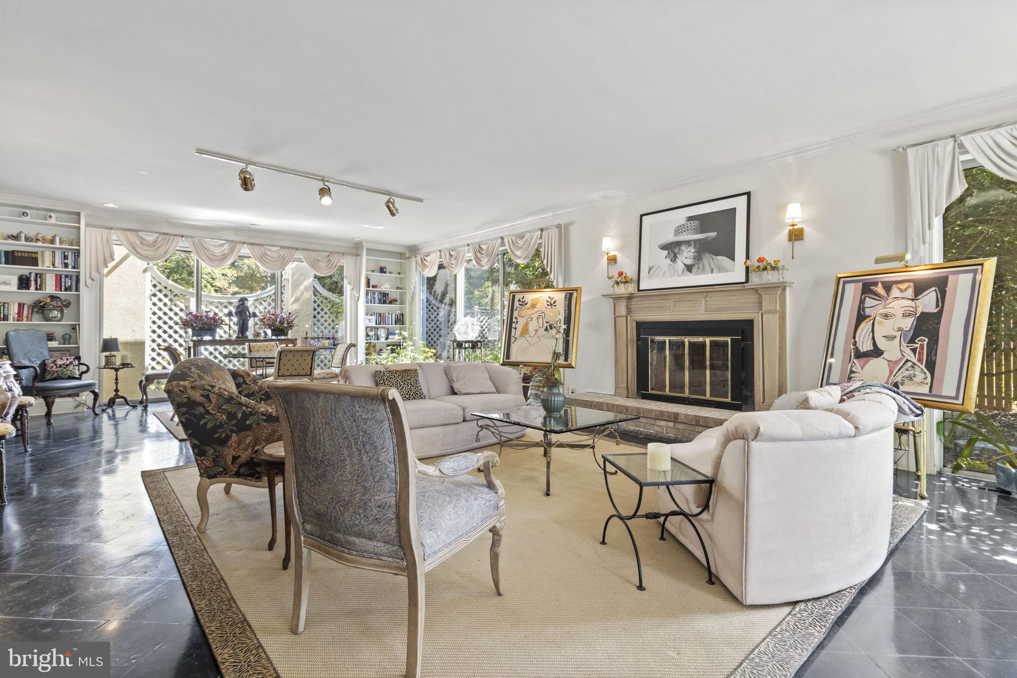 GUILFORD - Residential