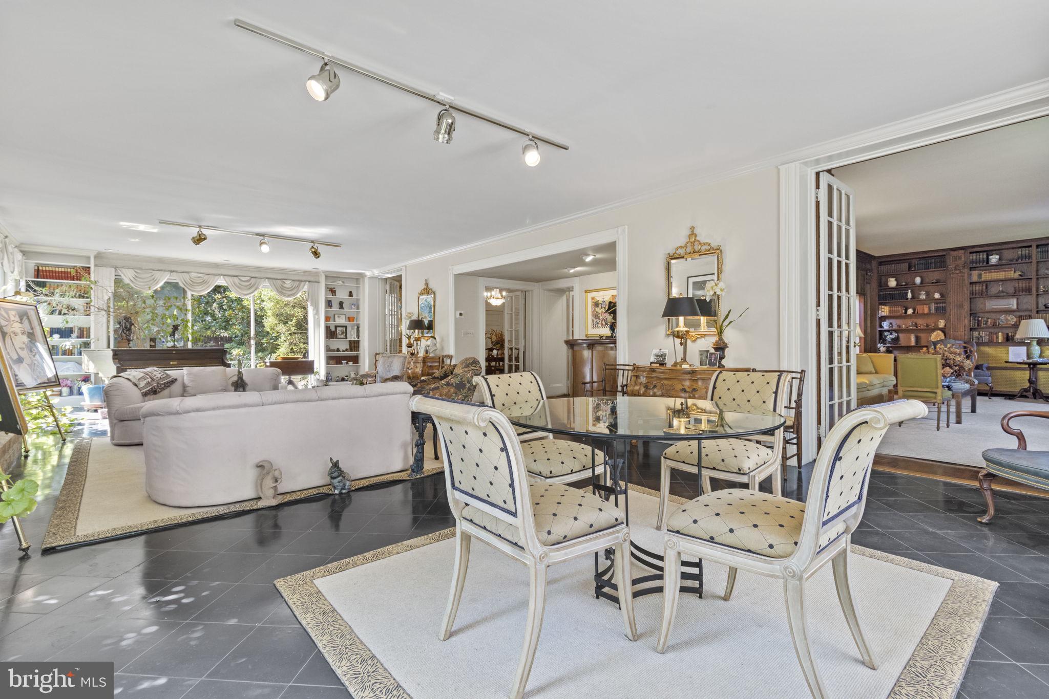 GUILFORD - Residential