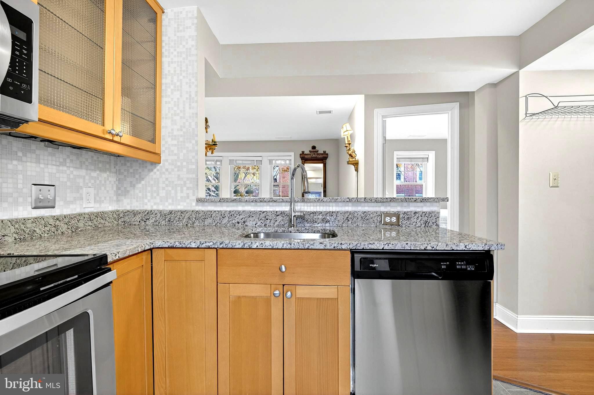 HARBOR TERRACE - Residential