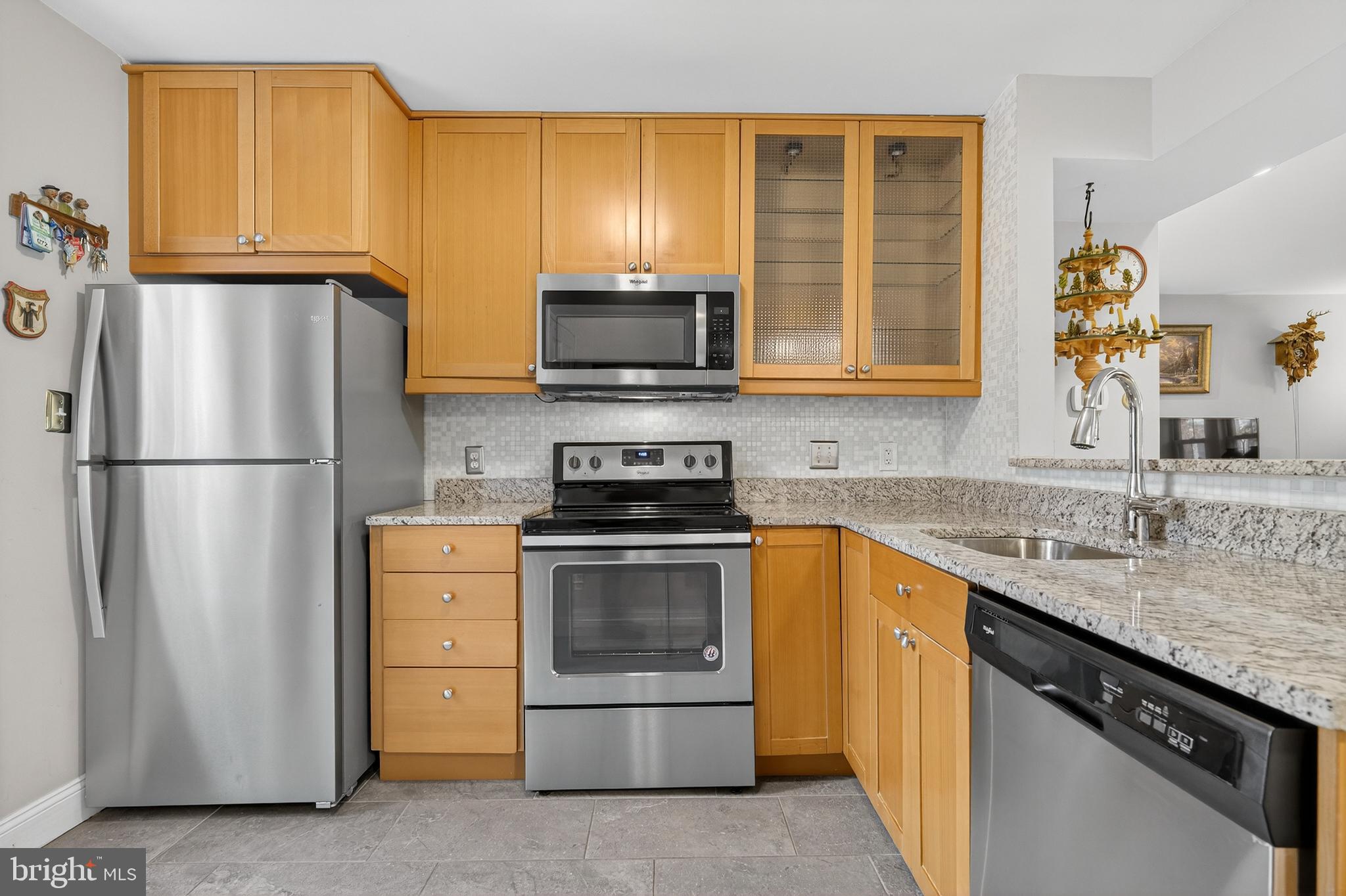 HARBOR TERRACE - Residential